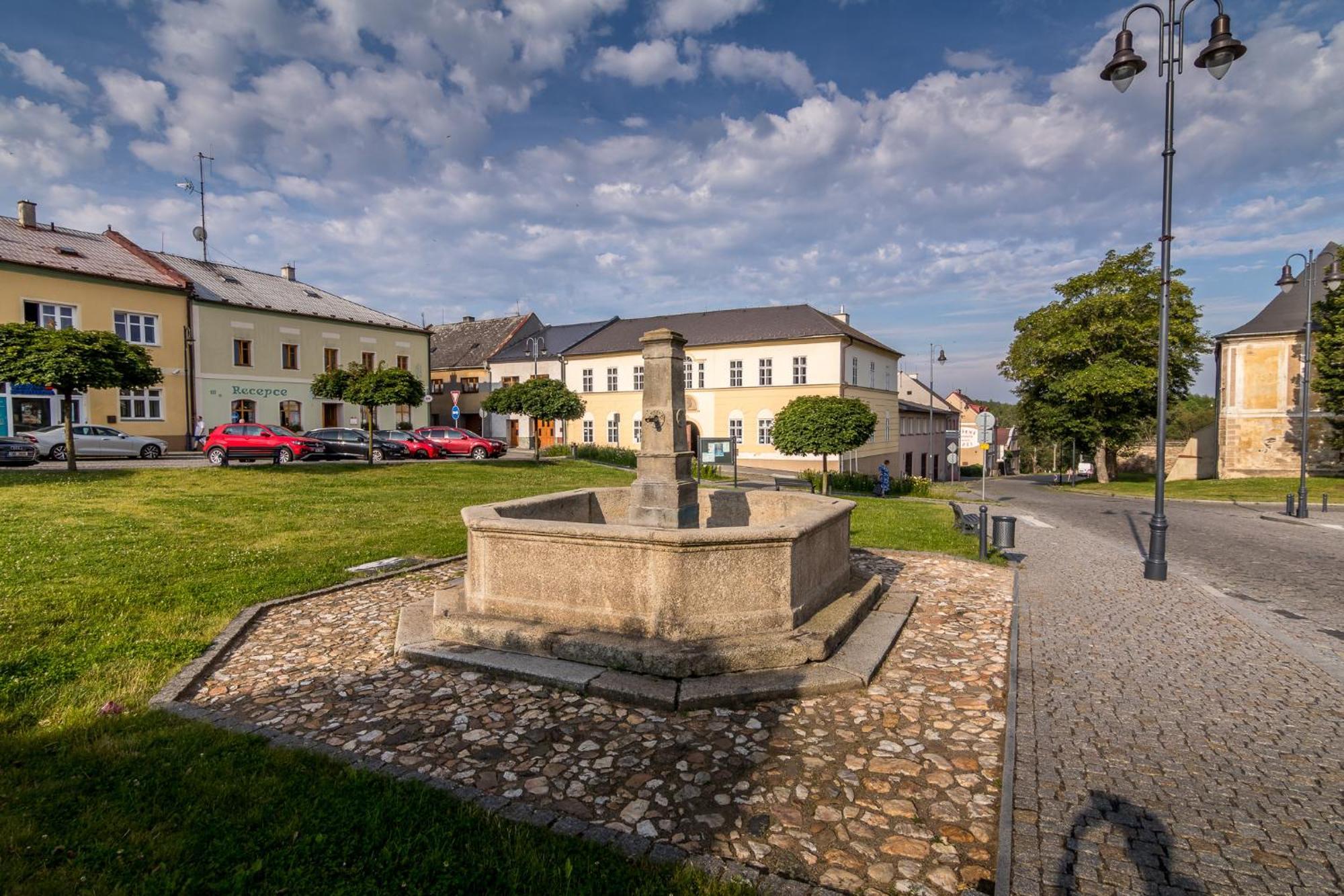 Penzion A Restaurace U Vladare Toužim 외부 사진